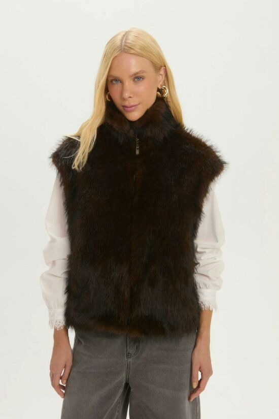 Imagem de Colete Vicky Marrom Armour Le Blog